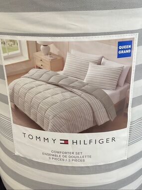 Tommy Hilfiger Gray & White Striped Comforter Set. 3 Pieces.  Never opened.